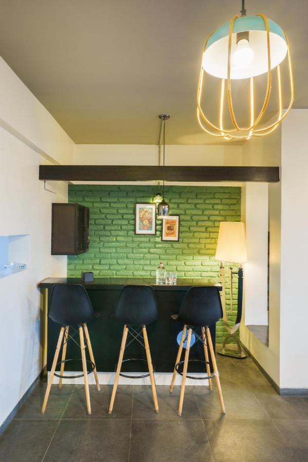 Grey Stone - Lakefront Penthouse Family Rooms Колхапур Екстер'єр фото